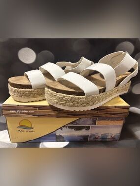Maui Island White Triple-Strap Platform Sandals